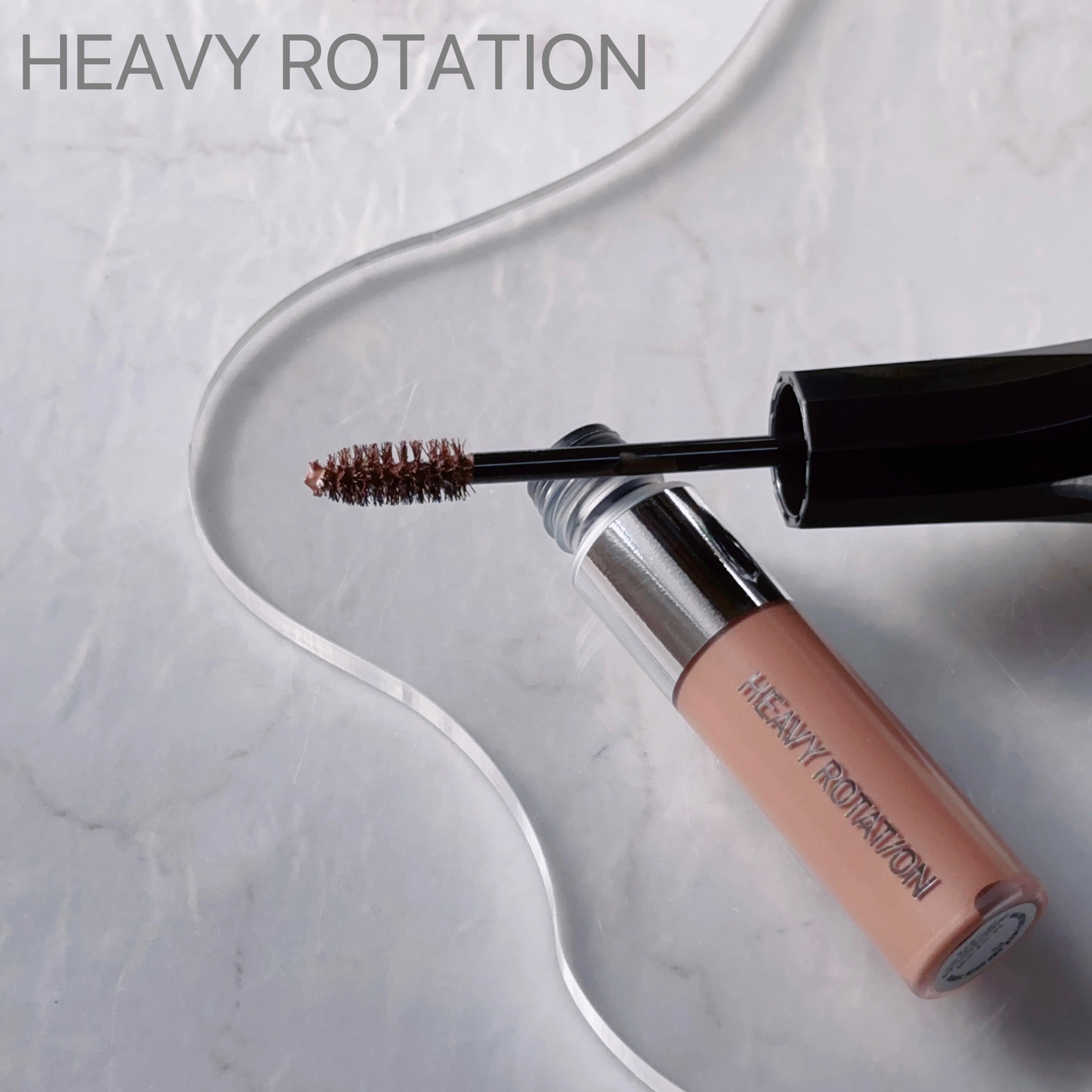 ヘビーローテーション カラーリングアイブロウEX/ヘビーローテーション/眉マスカラを使ったクチコミ（1枚目）