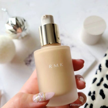 RMK リクイドファンデーション フローレスカバレッジ/RMK/リキッドファンデーションを使ったクチコミ(2枚目)