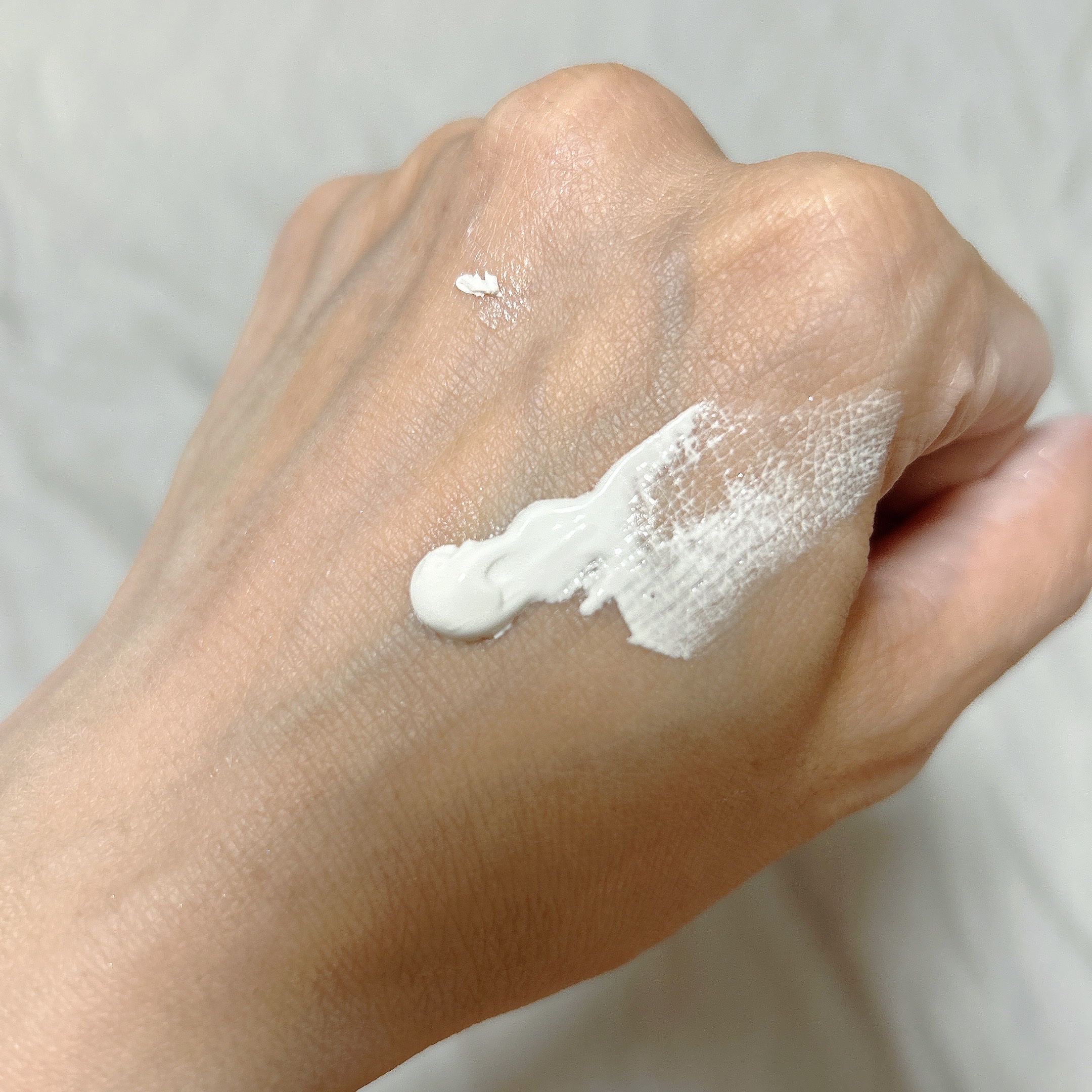 薬用ホワイトコンク ホワイトニングCC CII/ホワイトコンク/ボディクリームを使ったクチコミ（3枚目）