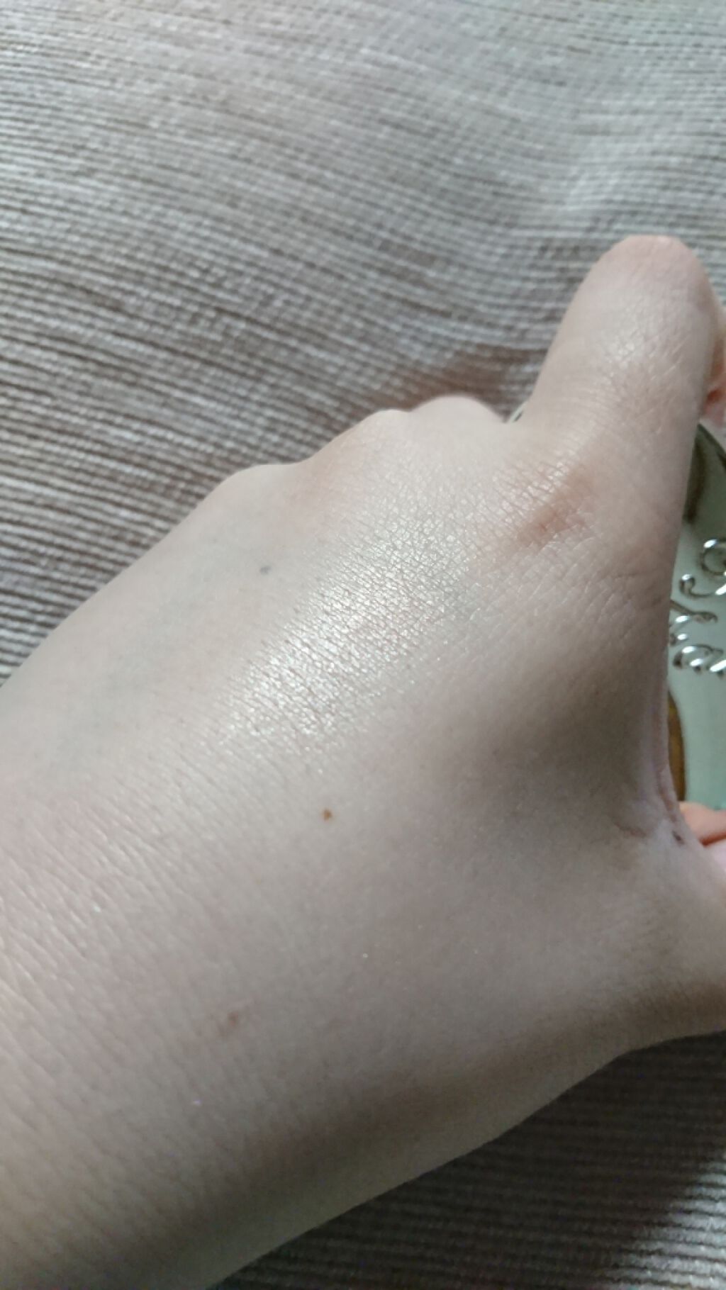 ラブ ライト ハイライター/Too Faced/パウダーハイライトを使ったクチコミ(2枚目)