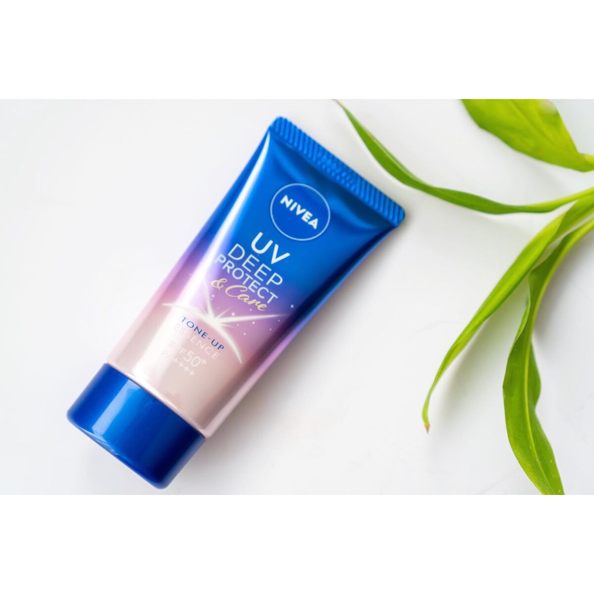 ニベアUV ディープ プロテクト＆ケア トーンアップ エッセンス/ニベア/日焼け止めローションを使ったクチコミ（2枚目）