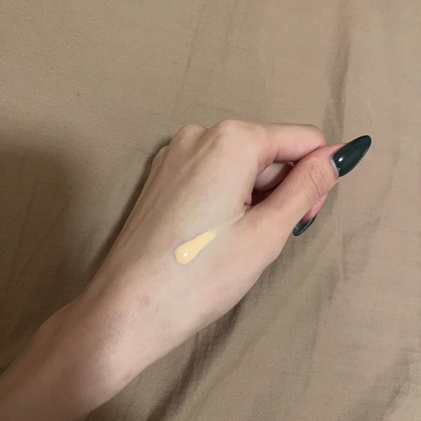 皮脂テカリ防止下地 保湿タイプ/CEZANNE/化粧下地を使ったクチコミ(6枚目)