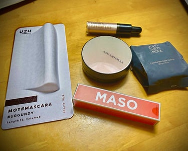 備忘録

UZU
#モテマスカラ
バーガンディ

REVLON
#カラーステイグリーミングアイズ
リキッドシャドウ
884

MASO
#マソリップ
06 ビバリーヒルズノーブル

JUNG SAEM 