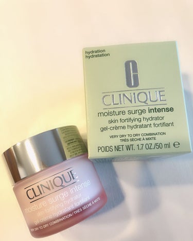 CLINIQUEモイスチャー サージ インテンス
CLINIQUEモイスチャー サージ インテンス


CLINIQUEのピンクのお守りシリーズ、ジェルクリーム🌸


ジェルとクリームの中間のような軽い