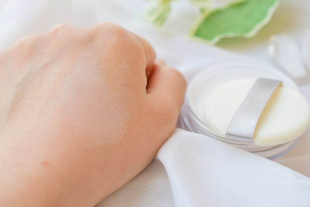 ゴッドパウダー/ラ・メイキャ/ルースパウダーを使ったクチコミ（3枚目）