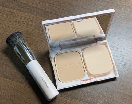 ESPRIQUE シンクロフィット パクト EXのクチコミ「
というわけで(?)
よく行く薬局でもう発売
されてたのでゲットしてきました。
●ESPR.....」(2枚目)