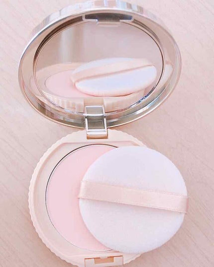 【旧品】マシュマロフィニッシュパウダー/キャンメイク/プレストパウダーを使ったクチコミ(2枚目)