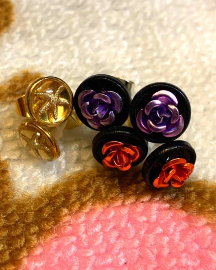 リサ・ラーソン♡クッションファンデマニア on LIPS 「では、本日のピアスちゃん❤✨先日、ご紹介した、Roseの紫と赤..」(4枚目)