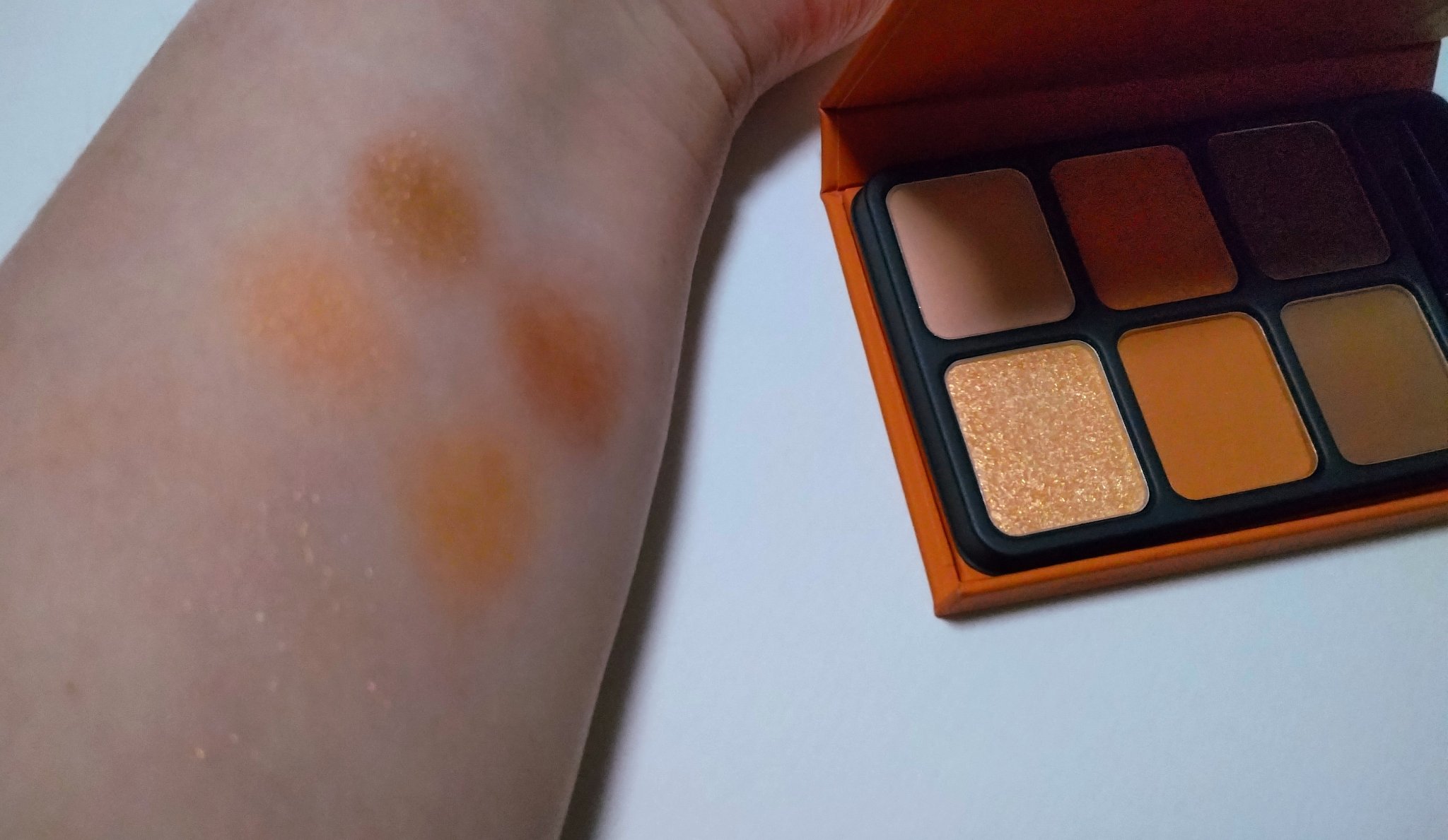 アイカラーパレット ゴールデンマンゴー/heme/アイシャドウパレットを使ったクチコミ（2枚目）