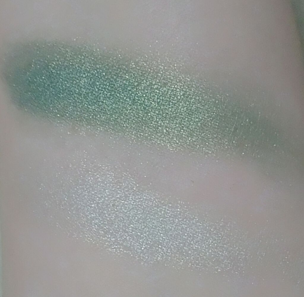 ツイン カラー アイシャドウ/ちふれ/アイシャドウパレットを使ったクチコミ(4枚目)