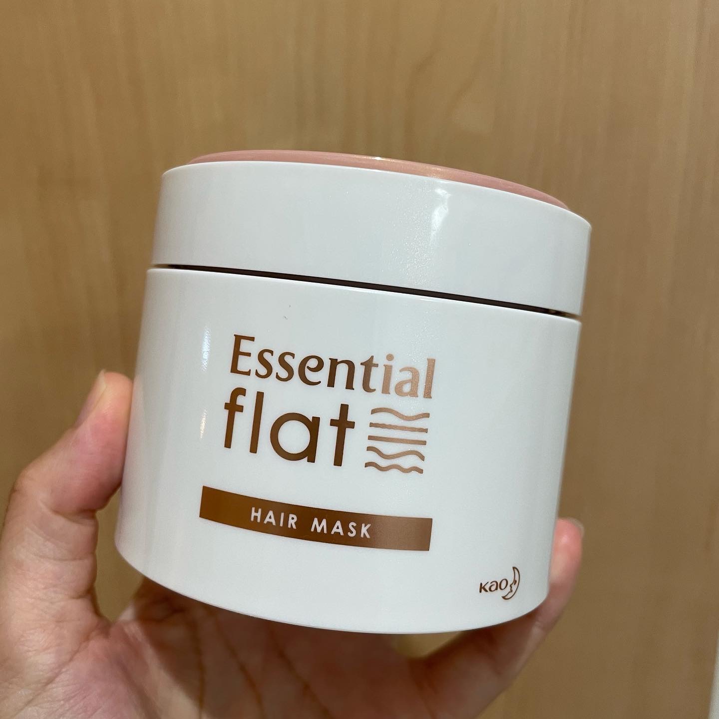 くせ・うねり集中ケアマスク/エッセンシャル flat/ヘアマスク・ヘアパックを使ったクチコミ（3枚目）