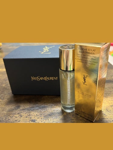 YVES SAINT LAURENT BEAUTE ラディアント タッチ ブラープライマーのクチコミ「✐☡MEMO

🌹YVESSAINTLAURENT
ラディアント　タッチ　ブラー　プライマー
.....」（2枚目）