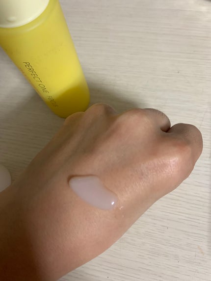パーフェクトワンフォーカス スムースウォータリージェル/PERFECT ONE  FOCUS/オールインワン化粧品を使ったクチコミ(2枚目)