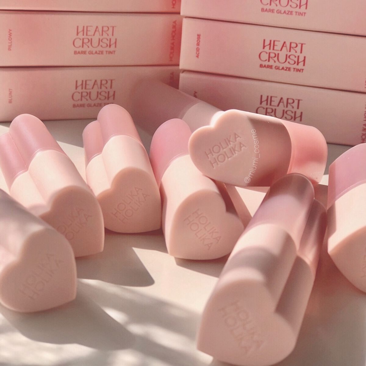 HOLIKA HOLIKA新作💗パケ買い必須ハートティント

♡･･････♡･･････♡･･････♡･･････♡


HOLIKA HOLIKA ( ホリカホリカ )の新作 : ハートクラッシュベアグレイズティント、パケの可愛さは