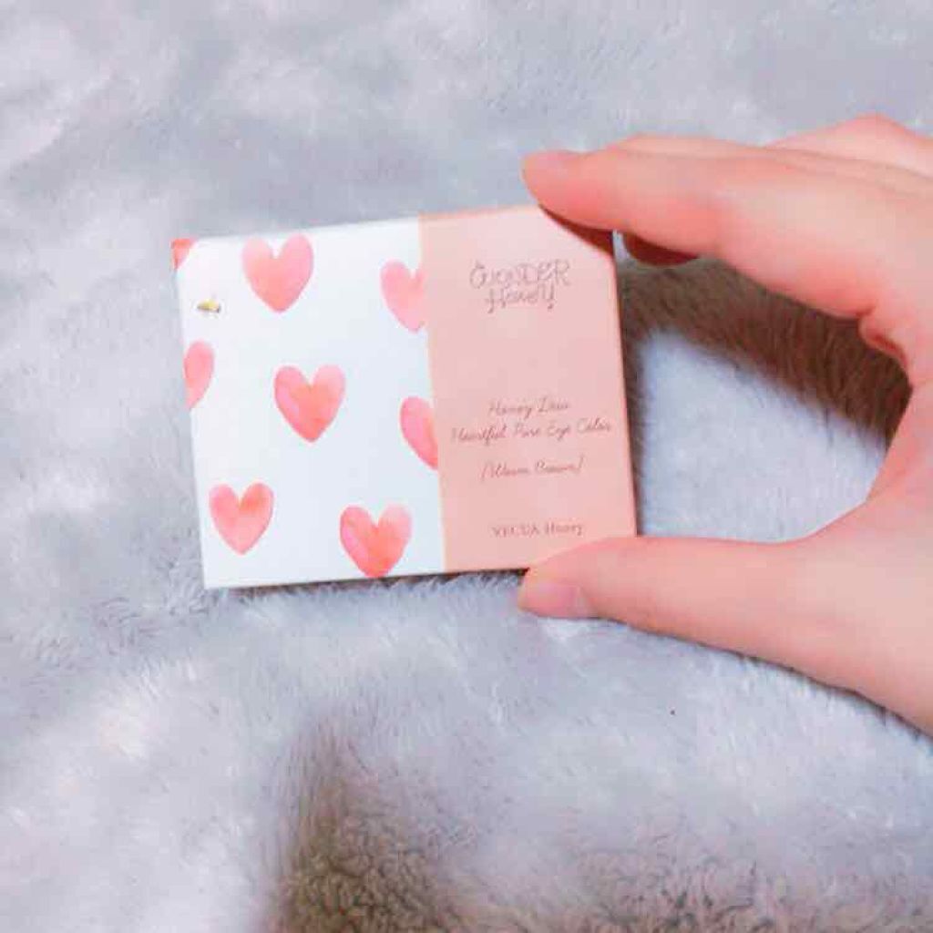 ワンダーハニー ハートフルなピュアアイシャドウ/VECUA Honey/アイシャドウパレットを使ったクチコミ（1枚目）