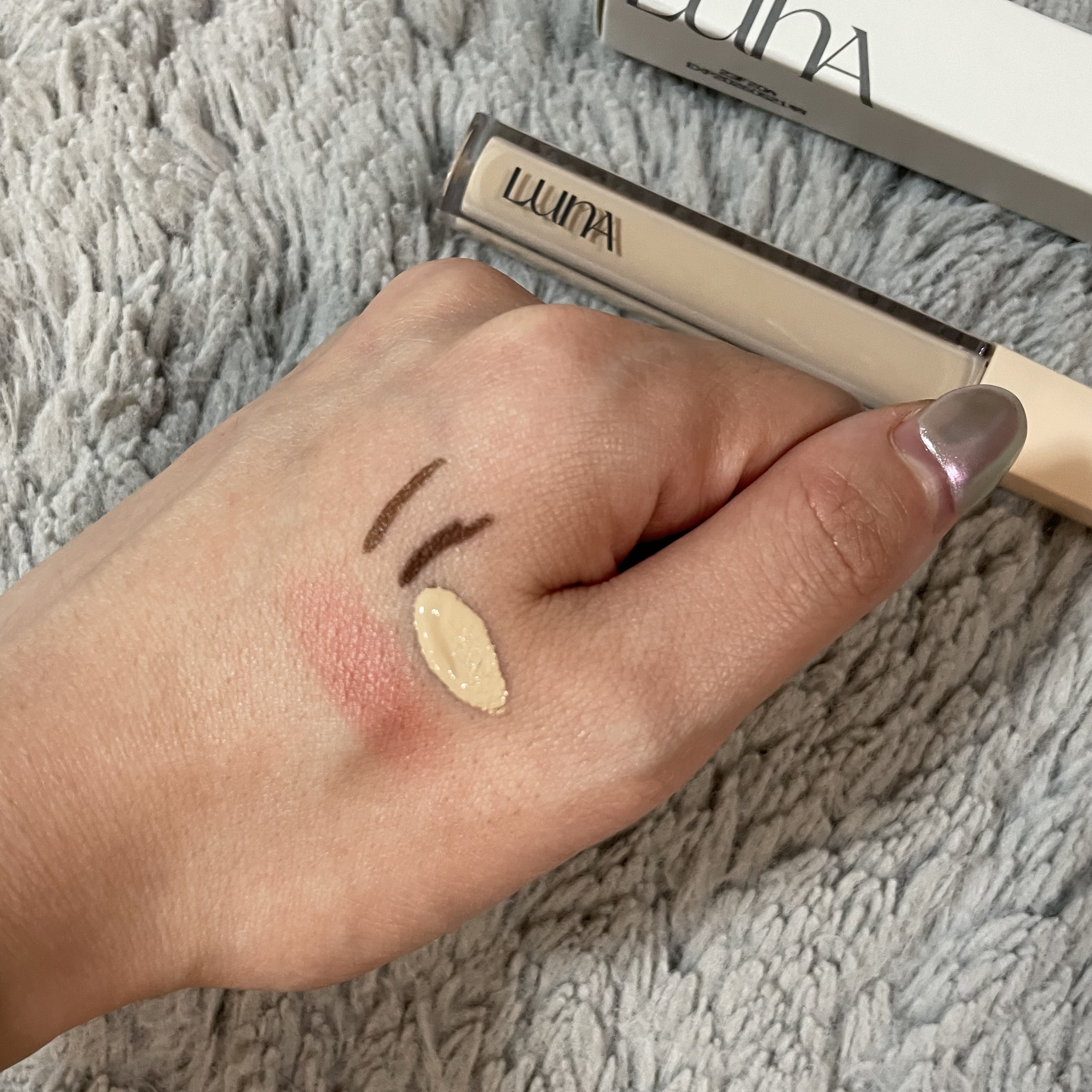 ロングラスティングチップコンシーラーフィックシングフィット/LUNA/リキッドコンシーラーを使ったクチコミ（2枚目）