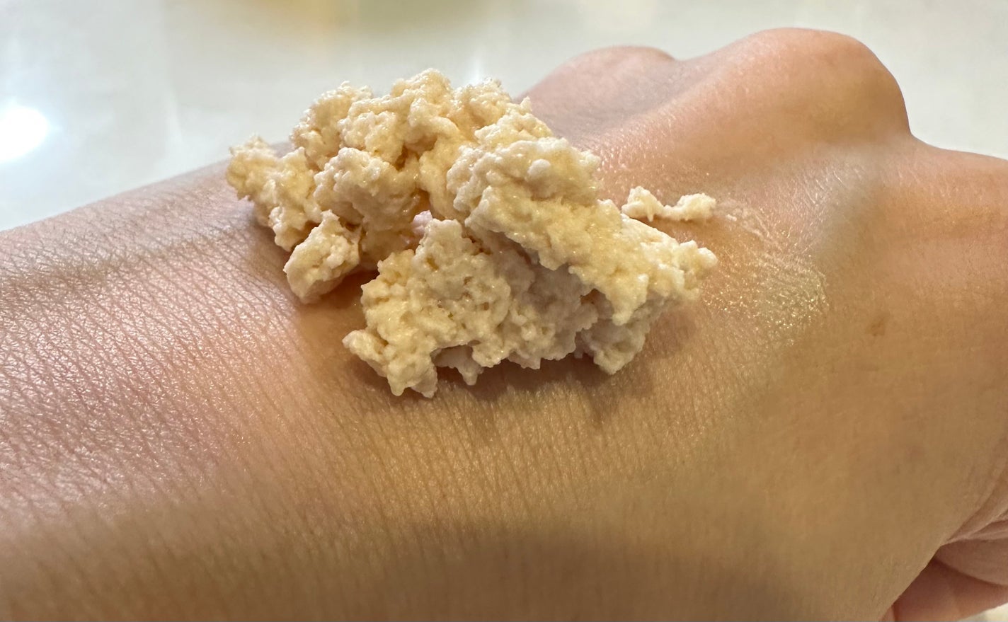 スパイシーオレンジラテ スノーシア ボディークリーム /L'OCCITANE/ボディクリームを使ったクチコミ(4枚目)