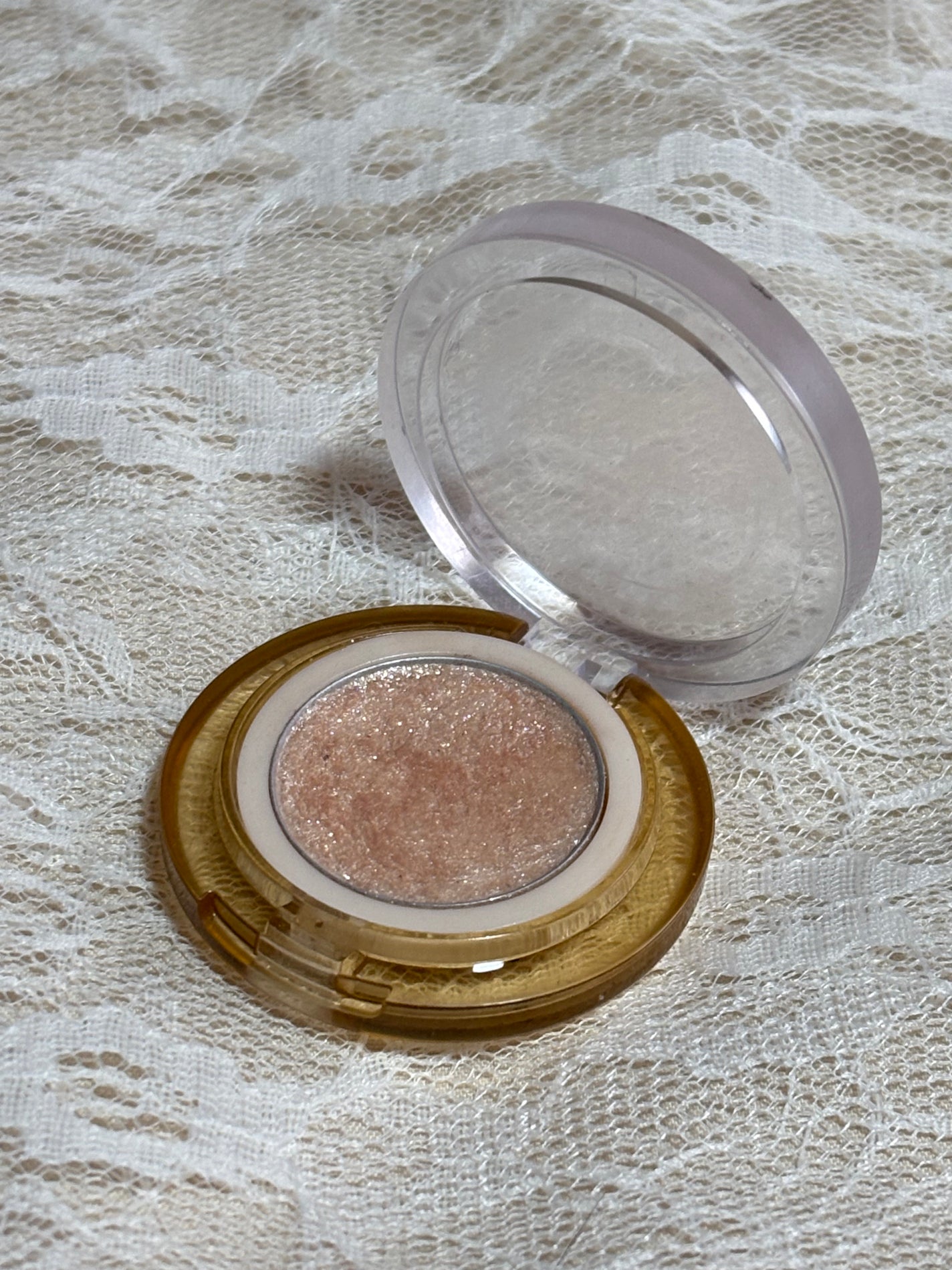 カラーブロッサムアイシャドウ/ネイチャーリパブリック/アイシャドウパレットを使ったクチコミ(1枚目)