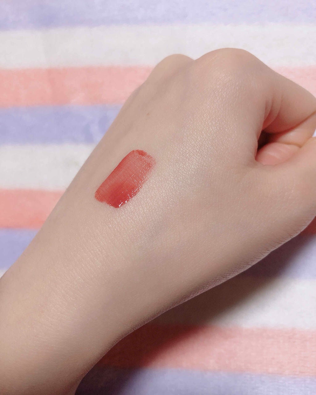 ジューシーラスティングティント/rom&nd/リップティントを使ったクチコミ(2枚目)