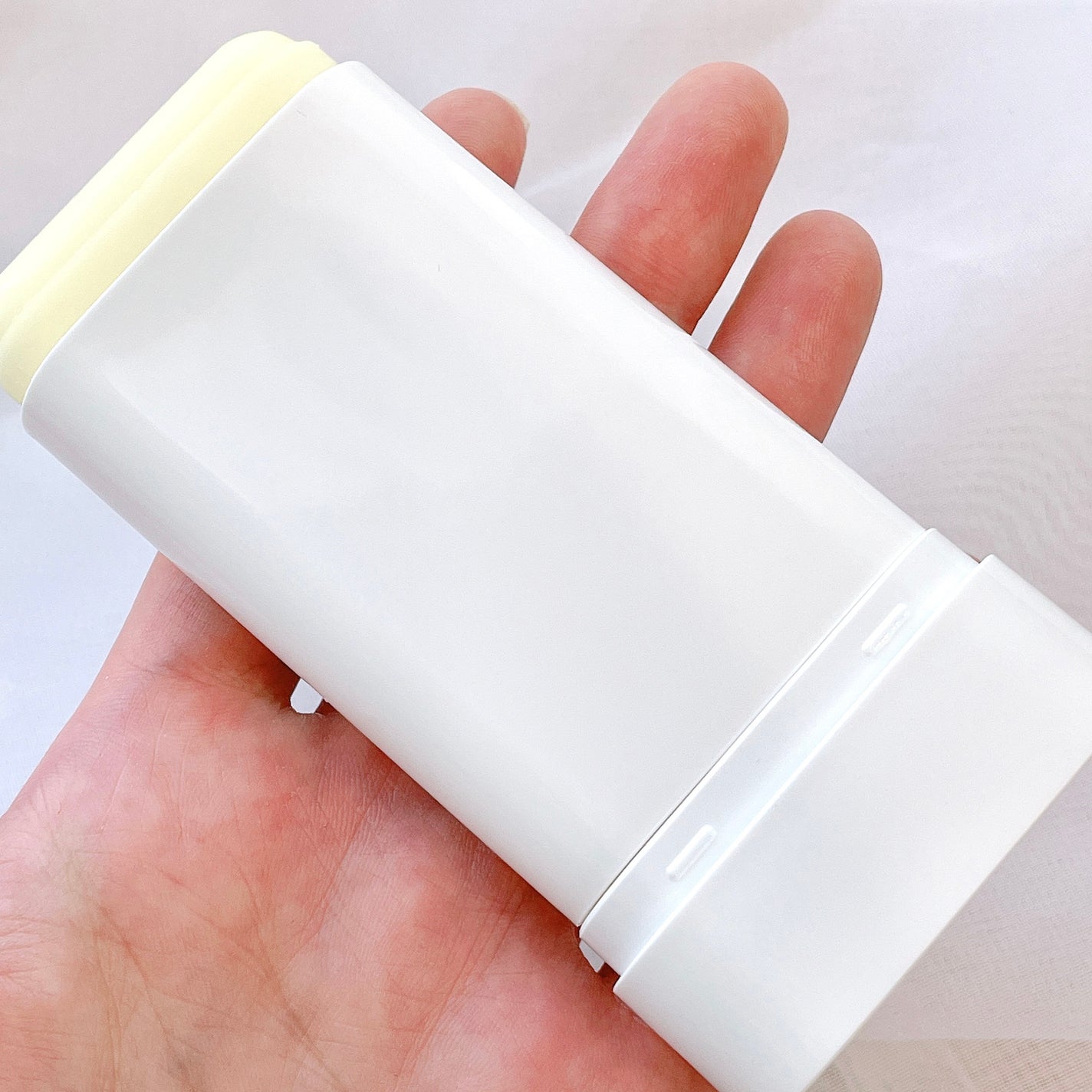 グリーンティー CICA マイルド サンスティック/ラウンドアラウンド/日焼け止めスティックを使ったクチコミ(4枚目)