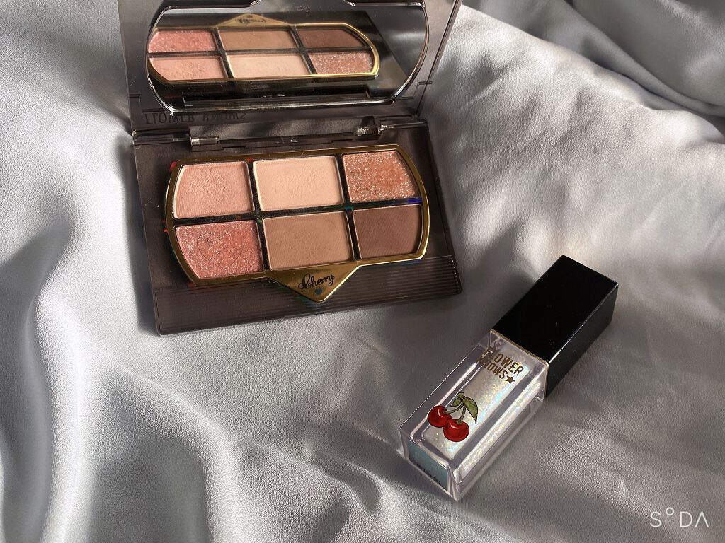 Cherry Love グリッター リキッドアイシャドウ P02 Diamond Stars/FlowerKnows/グリッターを使ったクチコミ（1枚目）