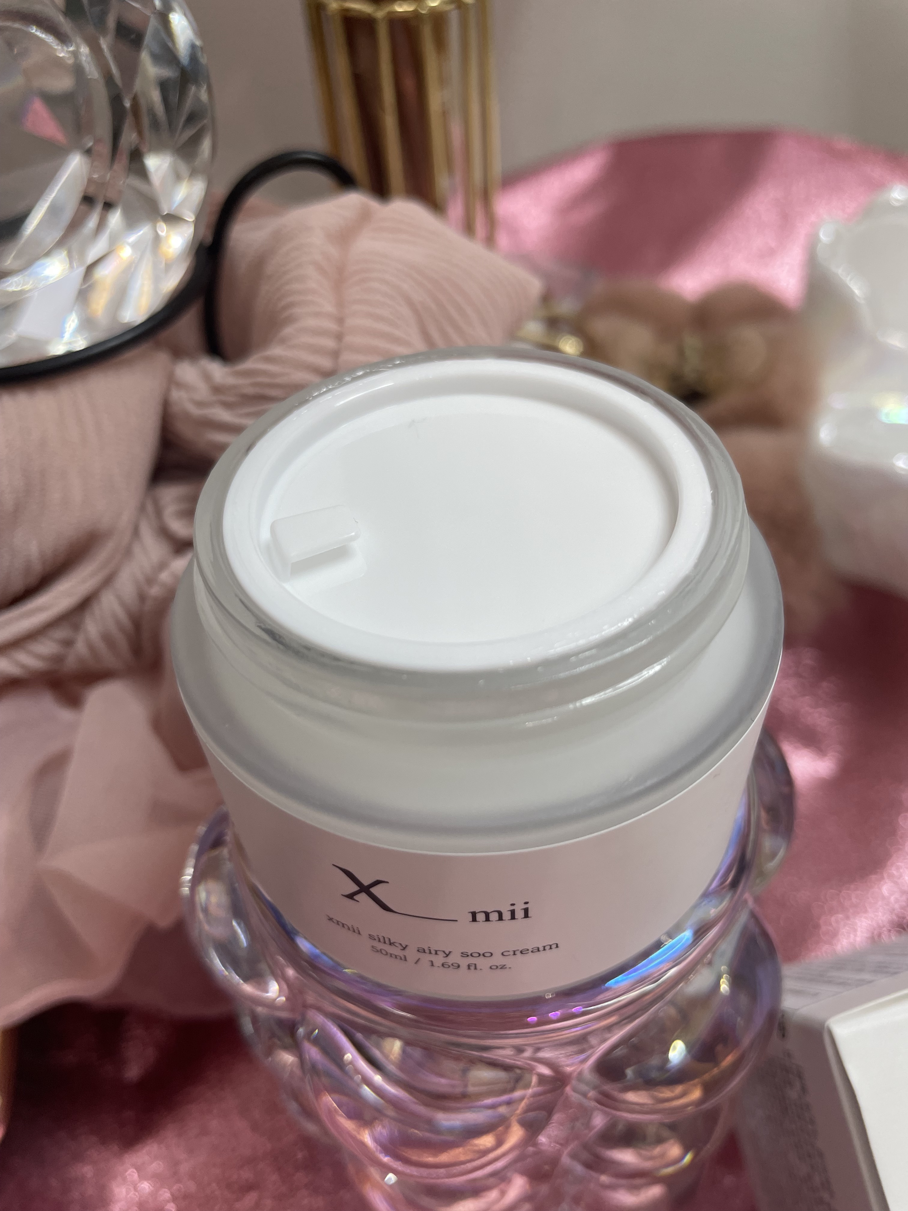 シルキーエアリーSooクリーム/xmii/フェイスクリームを使ったクチコミ（3枚目）