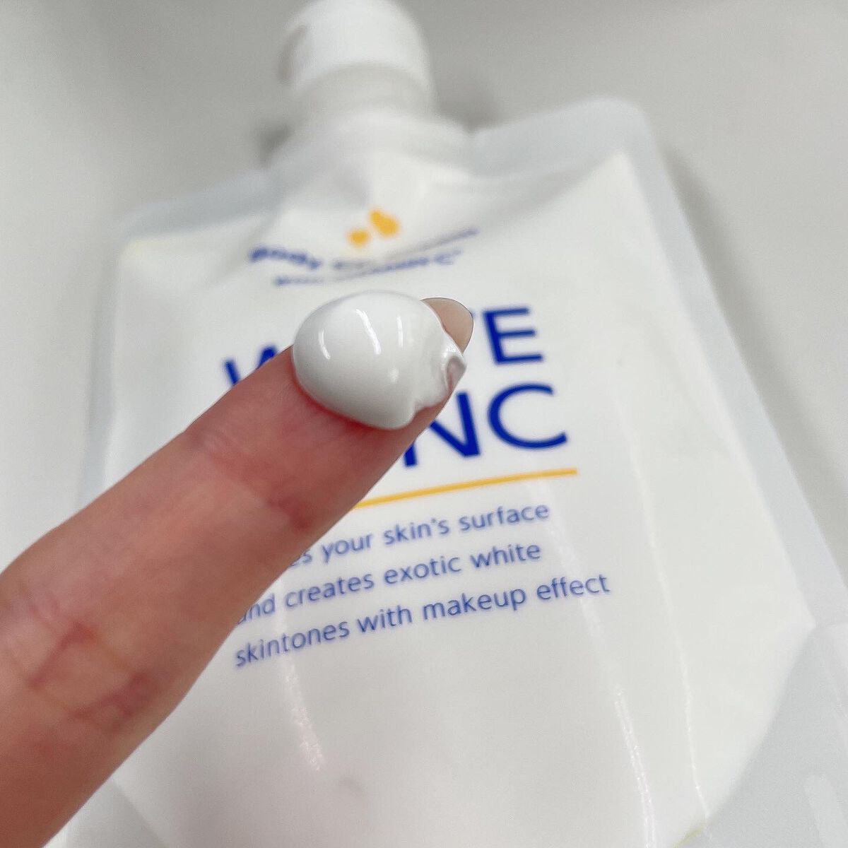 薬用ホワイトコンク ホワイトニングCC CII/ホワイトコンク/ボディクリームを使ったクチコミ（3枚目）