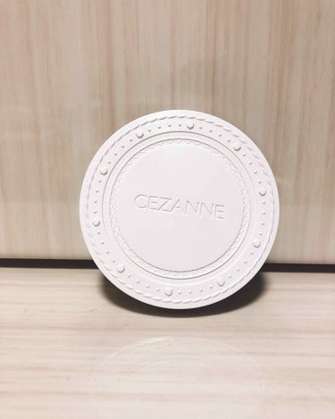 UVクリアフェイスパウダー/CEZANNE/プレストパウダーを使ったクチコミ（1枚目）