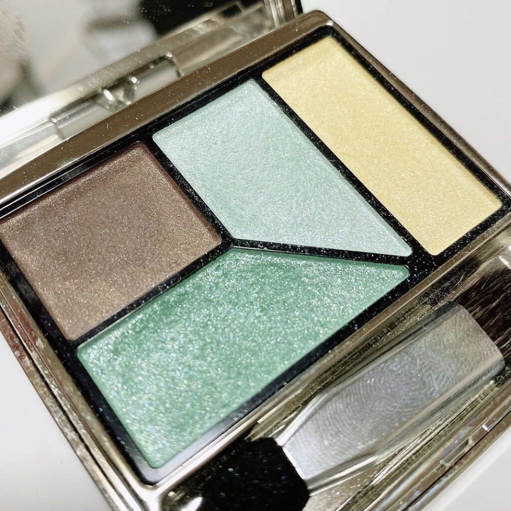 スプリング モダン アイズ/RMK/アイシャドウパレットを使ったクチコミ（3枚目）