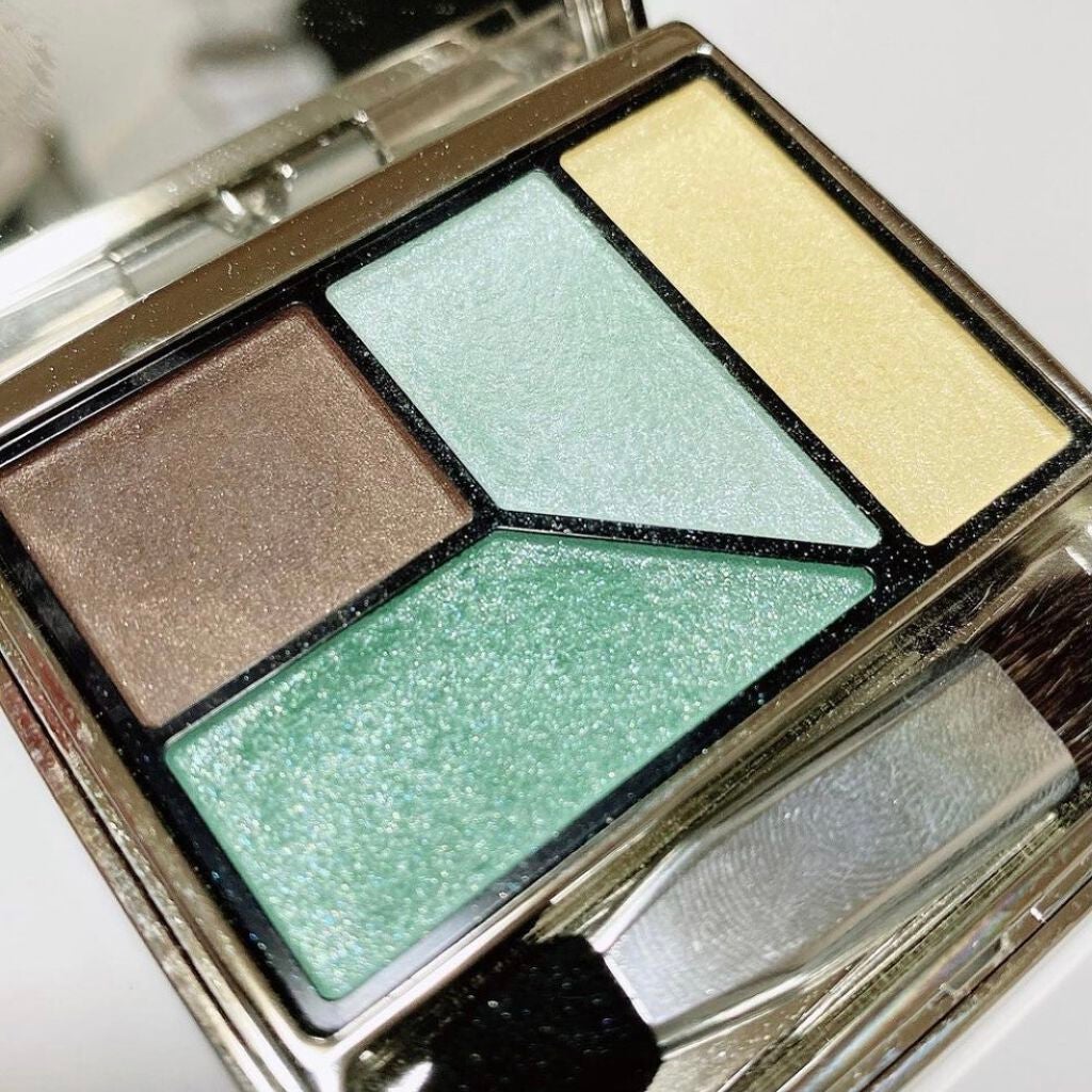 スプリング モダン アイズ/RMK/アイシャドウパレットを使ったクチコミ(3枚目)