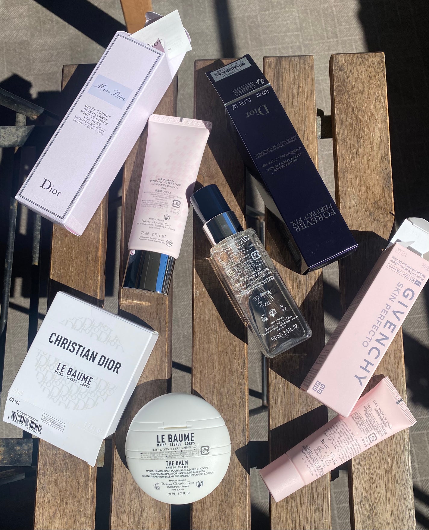 ディオールスキン フォーエヴァー メイクアップ フィックス ミスト/Dior/化粧下地を使ったクチコミ(2枚目)