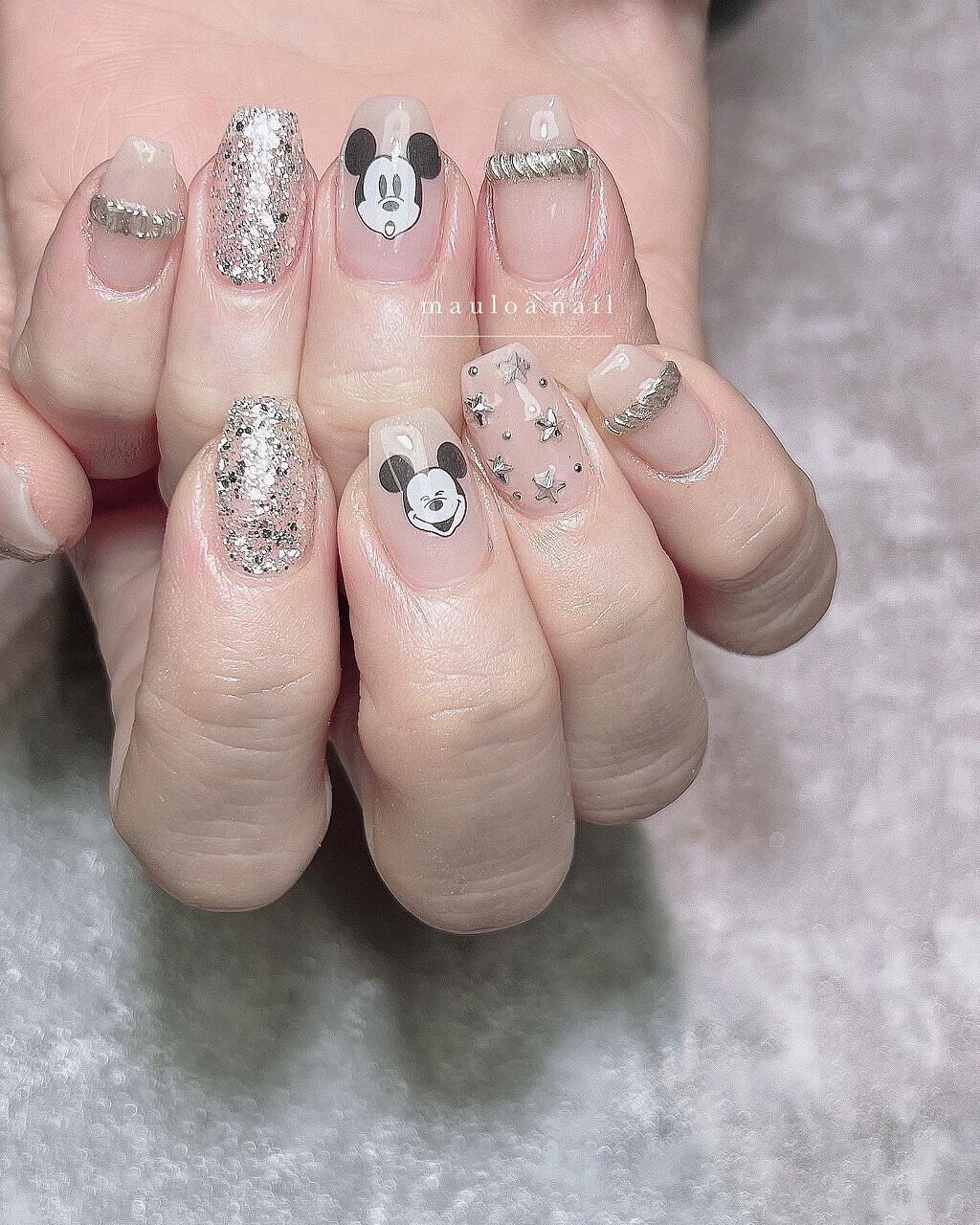 mauloa_nail on LIPS 「・ミッキーと流行りのリング⭐️いつも遠いのにありがとうございま..」(1枚目)