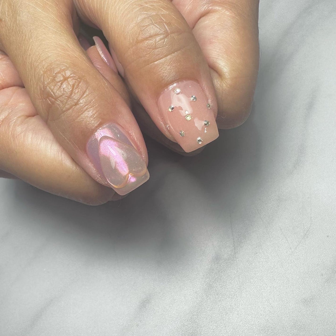 kanna on LIPS 「・・・𝔸𝕦𝕣𝕠𝕣𝕒×𝕙𝕖𝕒𝕣𝕥🩷🌈✨オーロラとちゅるんなピンク..」(3枚目)