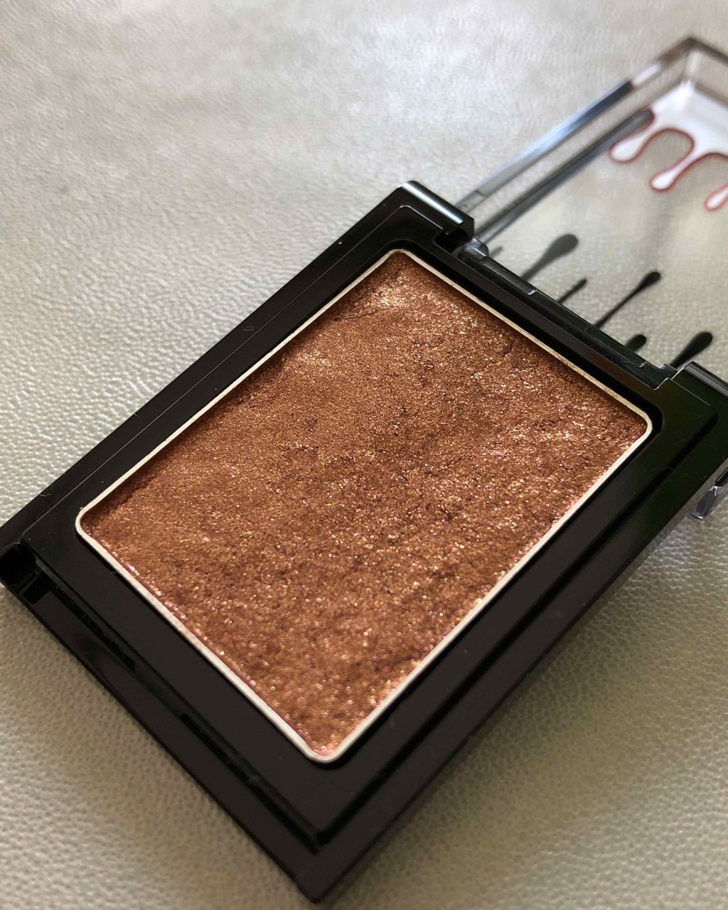 フィットジェルグリッター/KATE/ジェル・クリームアイシャドウを使ったクチコミ（2枚目）