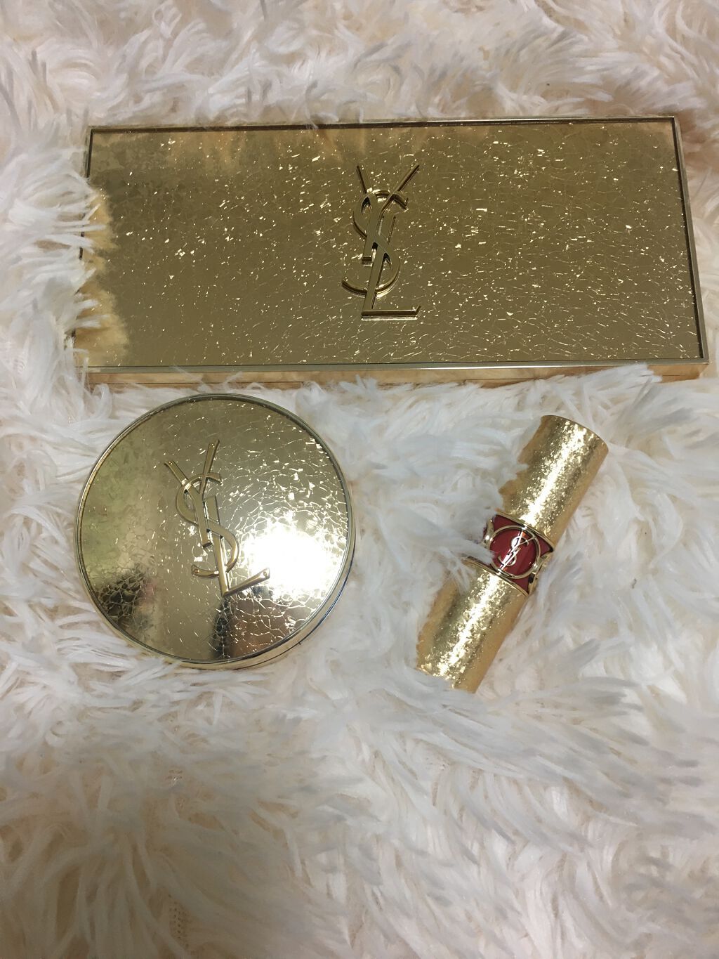アンクル ド ポー ルクッション ゴールドラッシュ ハイライター/YVES SAINT LAURENT BEAUTE/リキッドハイライトを使ったクチコミ（1枚目）