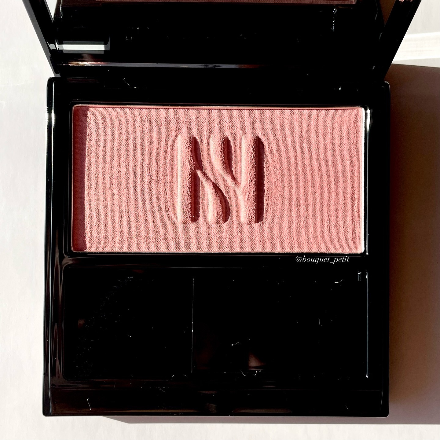 ブラッシュ/HERA/パウダーチークを使ったクチコミ（2枚目）