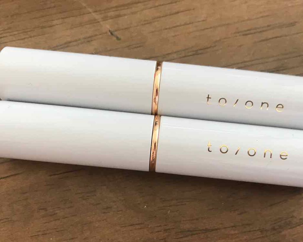 トーン ペタル エッセンス リップ/to/one/口紅を使ったクチコミ(2枚目)