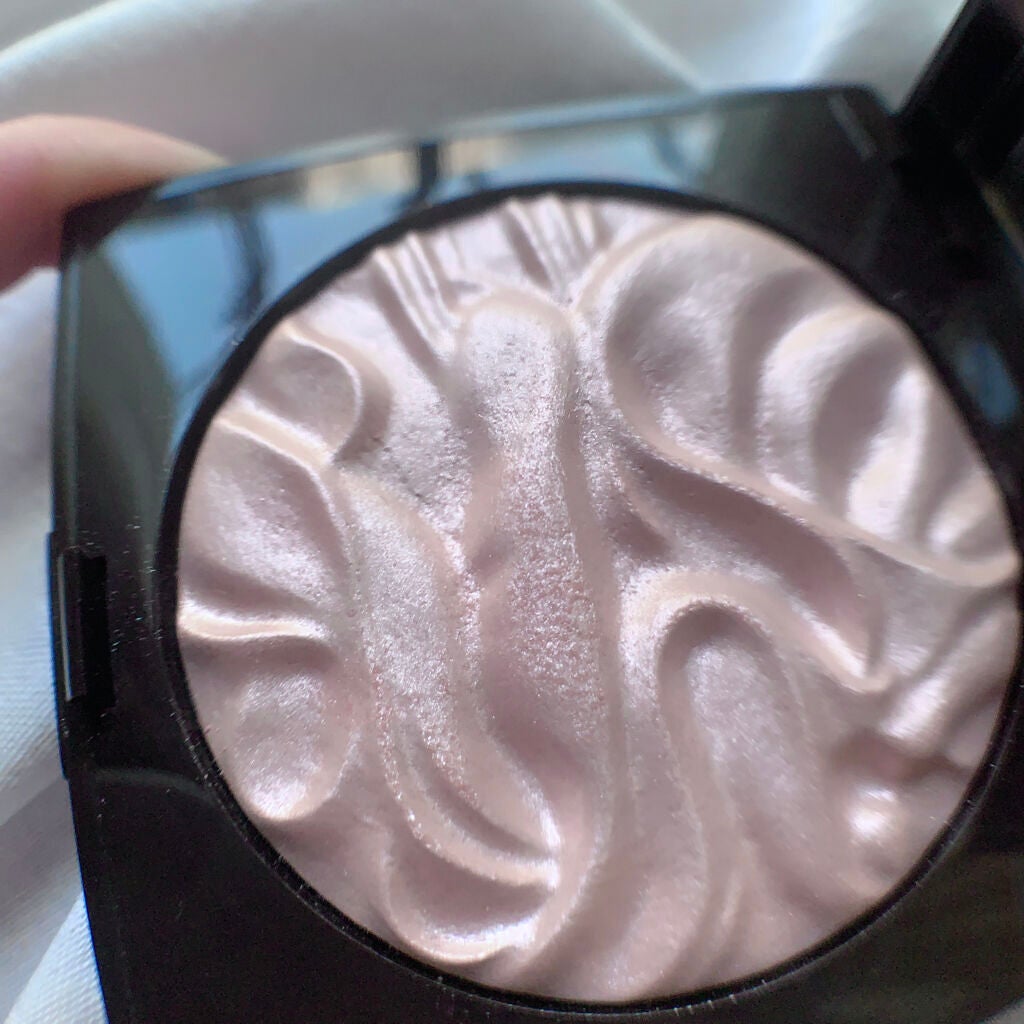 フェイスイルミネーター/ローラ メルシエ/パウダーハイライトを使ったクチコミ(2枚目)