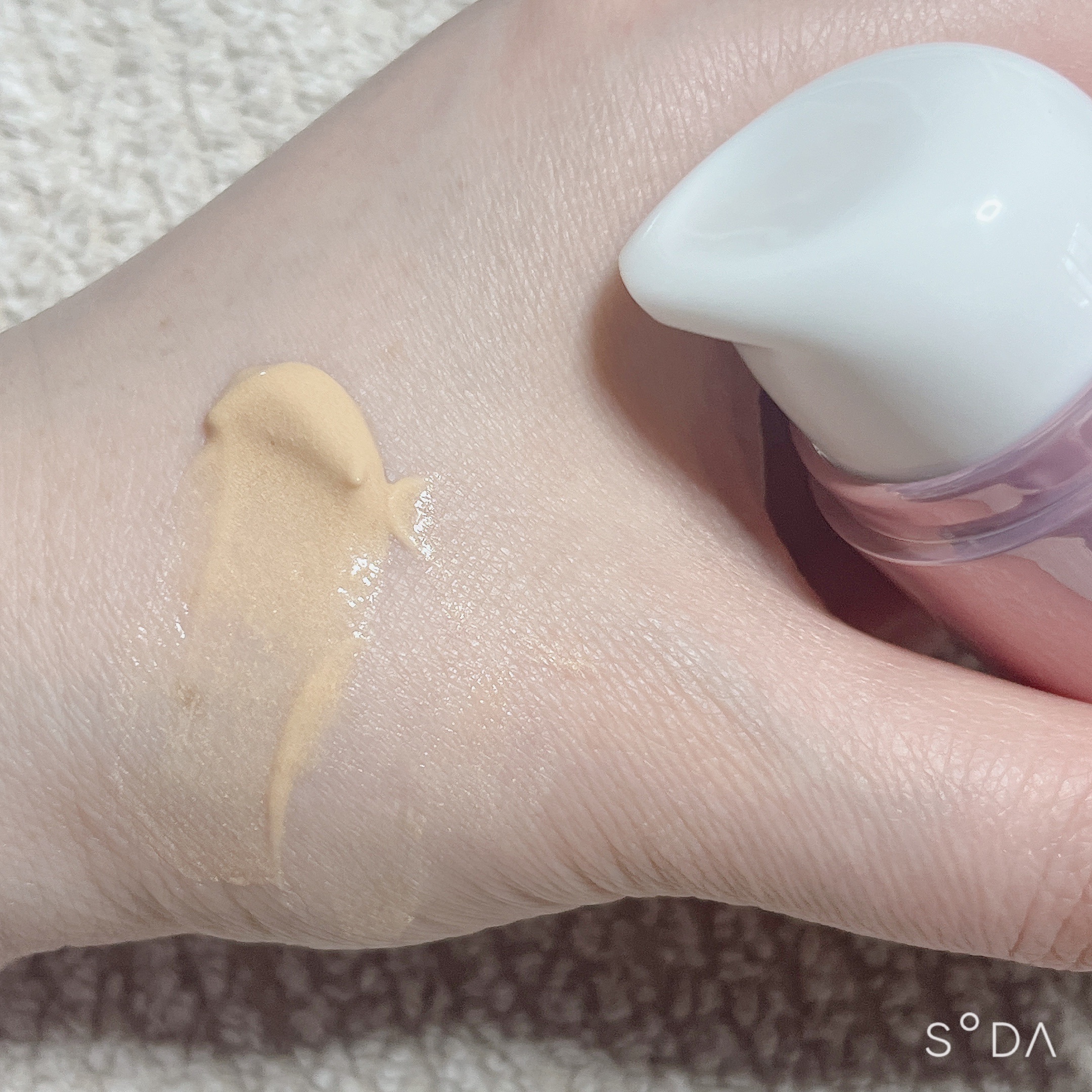 コラーゲンモイスチャースキンベース/illuN/化粧下地を使ったクチコミ（3枚目）