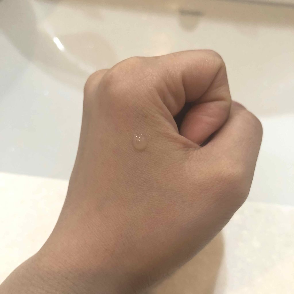 オイルエッセンス； エッセンスライク オイルライク/Huxley/美容液を使ったクチコミ（2枚目）