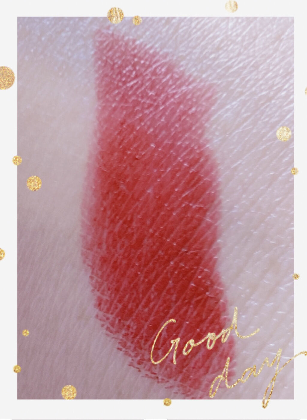 ルージュ アリュール ヴェルヴェット 58 ルージュ ヴィ/CHANEL/口紅を使ったクチコミ（2枚目）