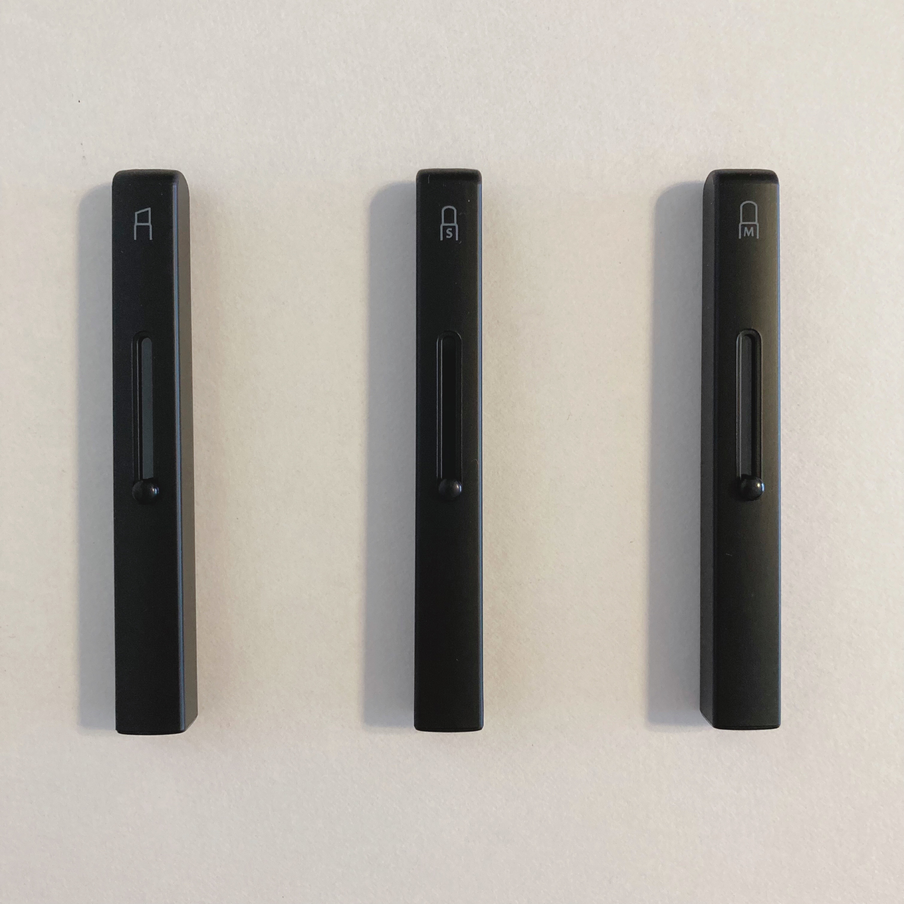 スライド式アイシャドウブラシ/セリア/メイクブラシを使ったクチコミ（2枚目）