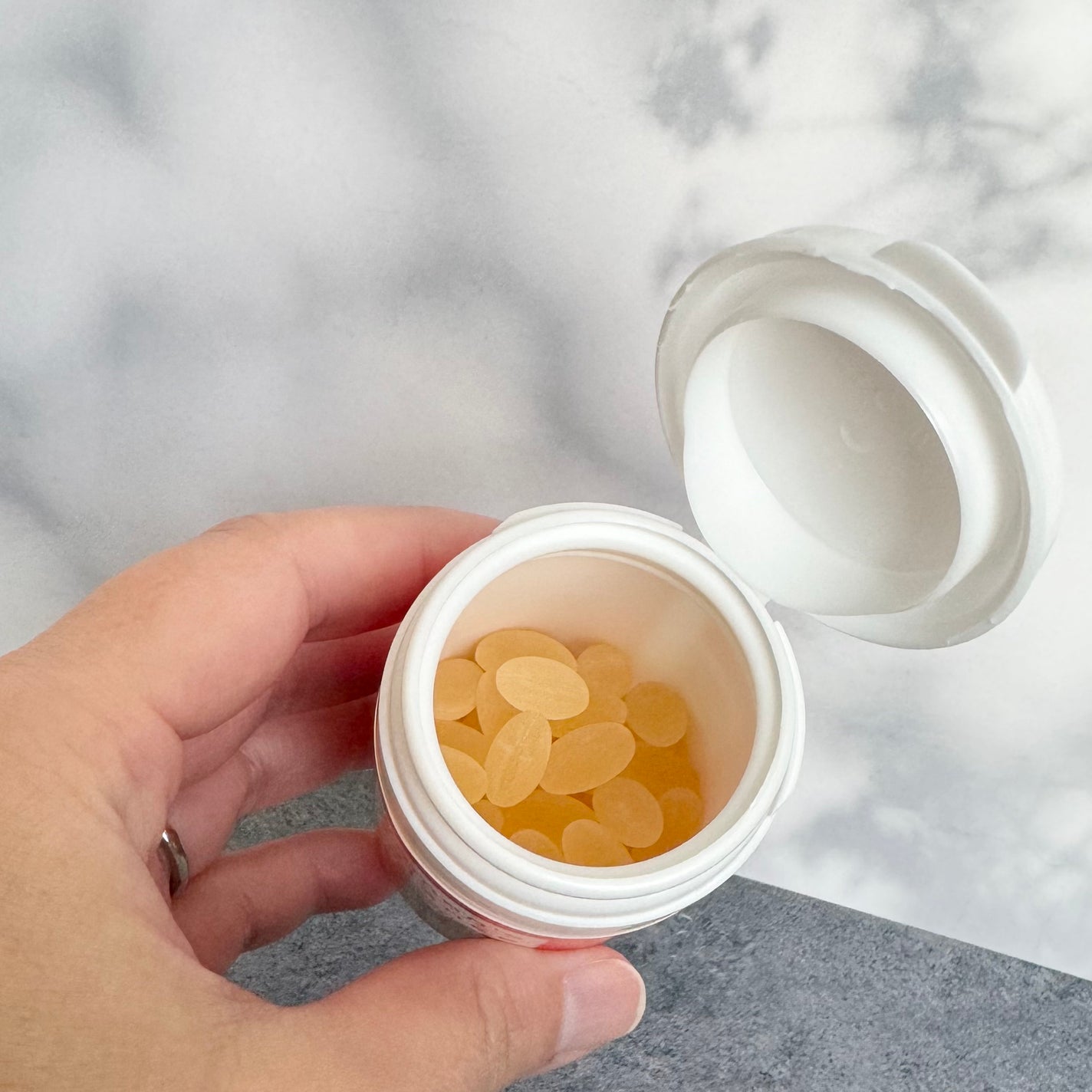 CBD Capsule Women's Balance/アピポルファーマジャパン/美容サプリメントを使ったクチコミ(2枚目)