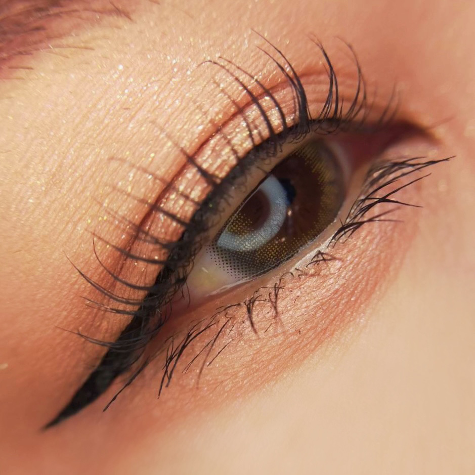 ミッドサマーフェアリーテイルズコレクション 5色アイシャドウパレット 02 Flora Hermitage/FlowerKnows/アイシャドウパレットを使ったクチコミ（2枚目）