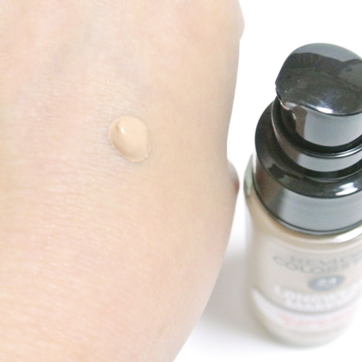 カラーステイ ロングウェア メイクアップ/REVLON/リキッドファンデーションを使ったクチコミ（2枚目）