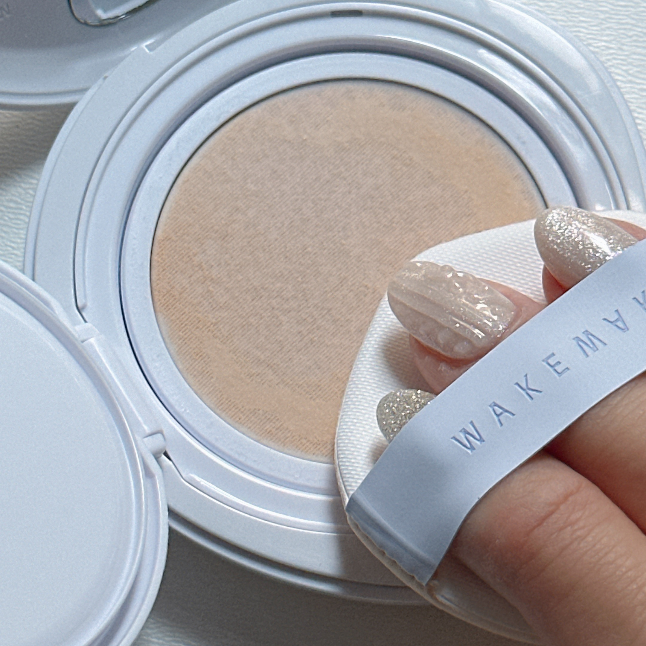 ウォーターグロウコーティングクッション/wakemake/クッションファンデーションを使ったクチコミ（3枚目）