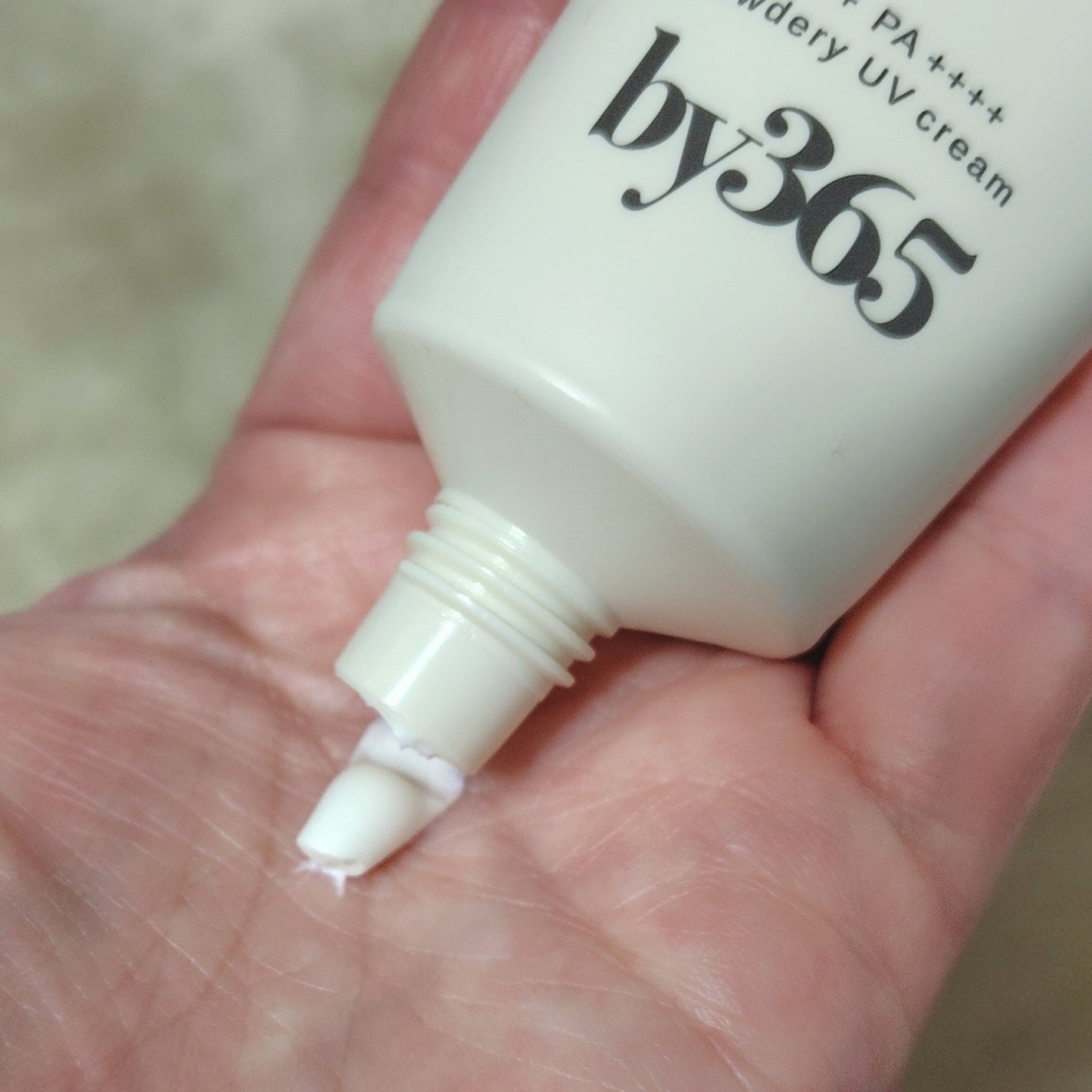 by365 パウダリーUVクリーム/ナリスアップ/日焼け止めクリームを使ったクチコミ(2枚目)