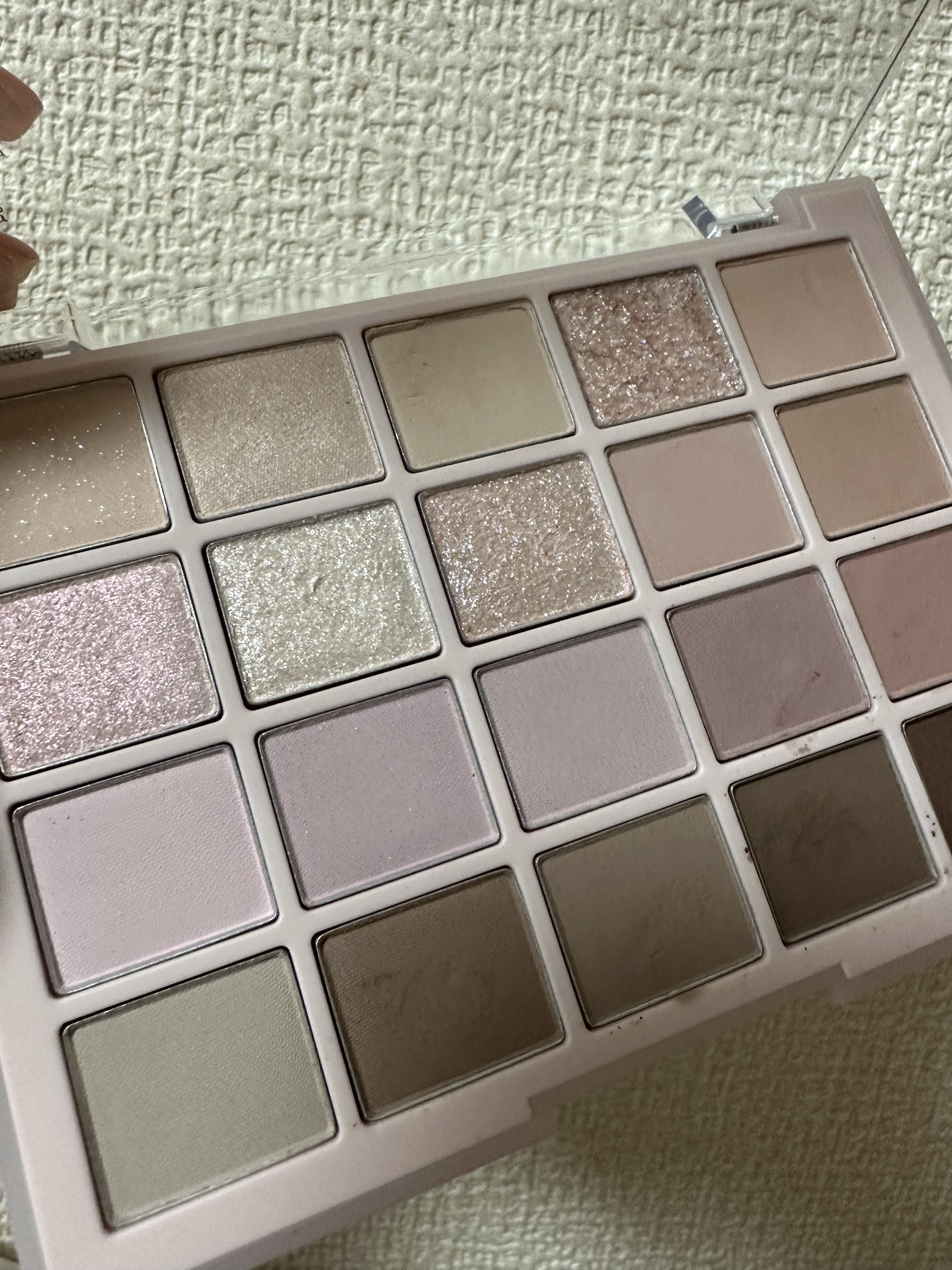 ムードシャドウパレット 02 クールベーシック/dasique/アイシャドウパレットを使ったクチコミ（2枚目）