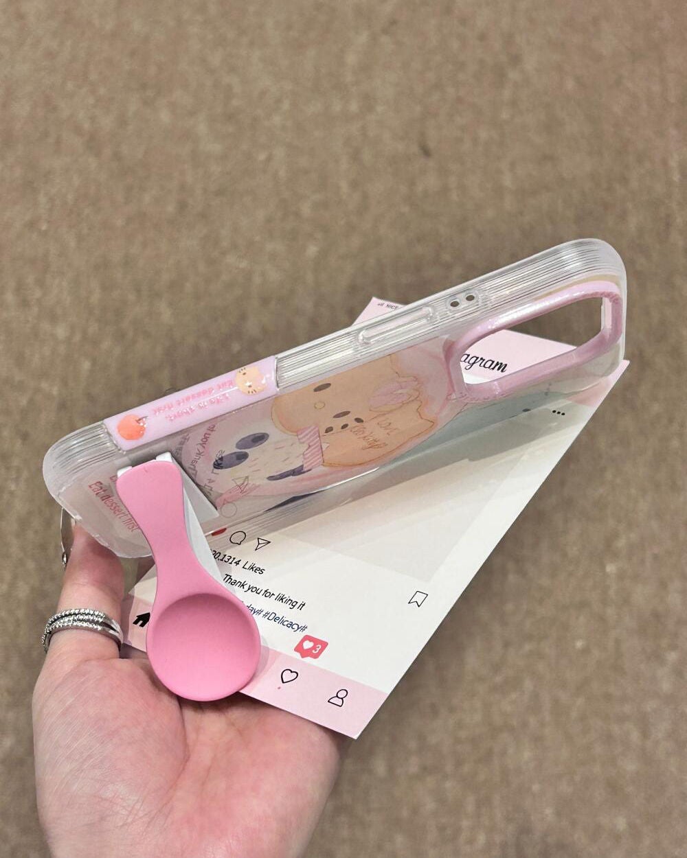 ケース大好きっ子 on LIPS 「Delicious😋#iPhoneケース#購入品#セール#ギフ..」(4枚目)