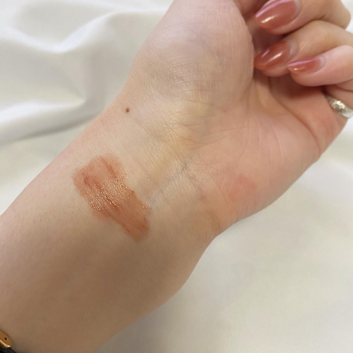 ジューシーラスティングティント/rom&nd/リップティントを使ったクチコミ（3枚目）